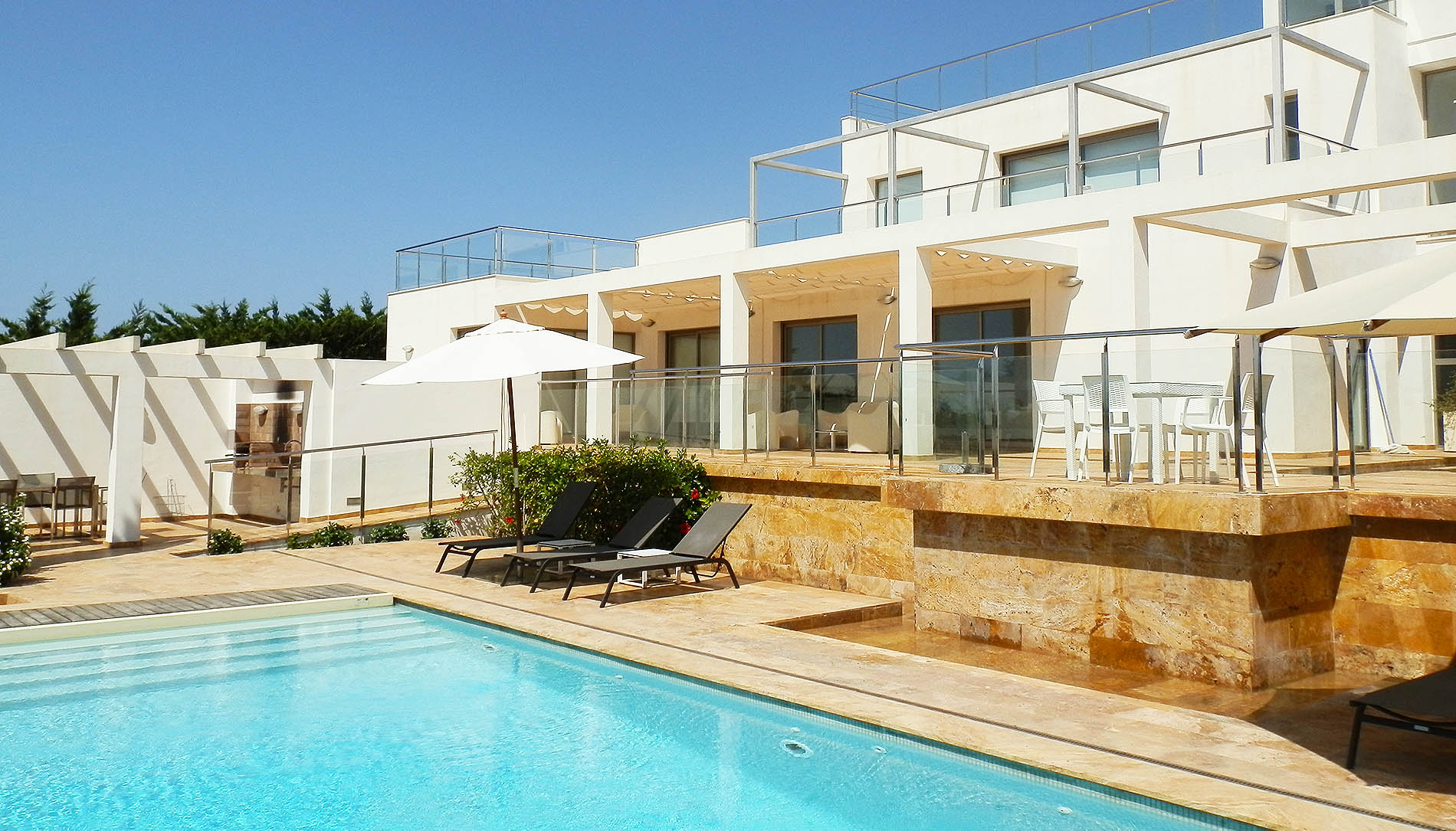 Villa rental holidays in Punta Prima, Menorca